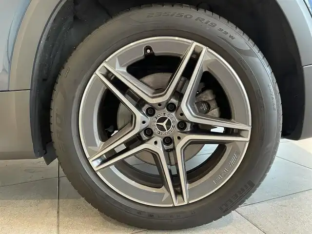 メルセデス・ベンツ Ｍ・ベンツ ＧＬＢ２００ｄ 4マチック AMGライン 愛知県 2022(令4)年 4.6万km デニムブルー パノラミックＳ／Ｒ　/ＭＢＵＸ　/３６０度カメラ　/Ｂｌｕｅｔｏｏｔｈ　/ＵＳＢ　/３６０度カメラ　/ＡＣＣ　/ＬＫＡ　/ＬＤＷ　/ＢＳＭ　/ドライブレコーダー　/ＤＳＲＣＥＴＣ　/アンビエントライト/プッシュスタート/アイドリングストップ/パワーバックドア