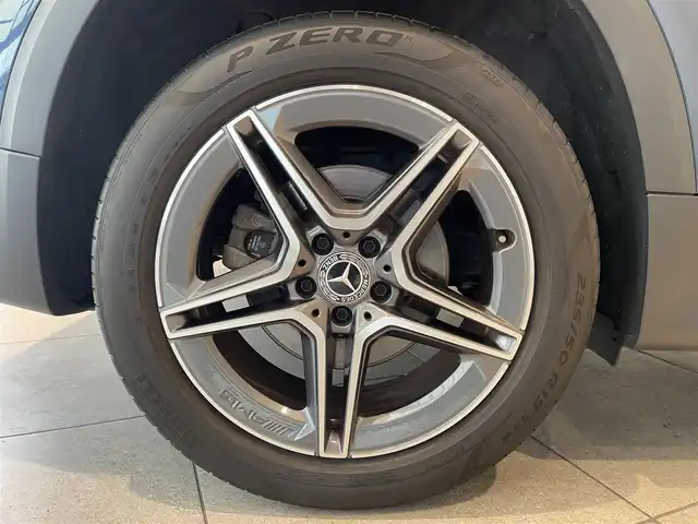 メルセデス・ベンツ Ｍ・ベンツ ＧＬＢ２００ｄ 4マチック AMGライン 愛知県 2022(令4)年 4.6万km デニムブルー パノラミックＳ／Ｒ　/ＭＢＵＸ　/３６０度カメラ　/Ｂｌｕｅｔｏｏｔｈ　/ＵＳＢ　/３６０度カメラ　/ＡＣＣ　/ＬＫＡ　/ＬＤＷ　/ＢＳＭ　/ドライブレコーダー　/ＤＳＲＣＥＴＣ　/アンビエントライト/プッシュスタート/アイドリングストップ/パワーバックドア