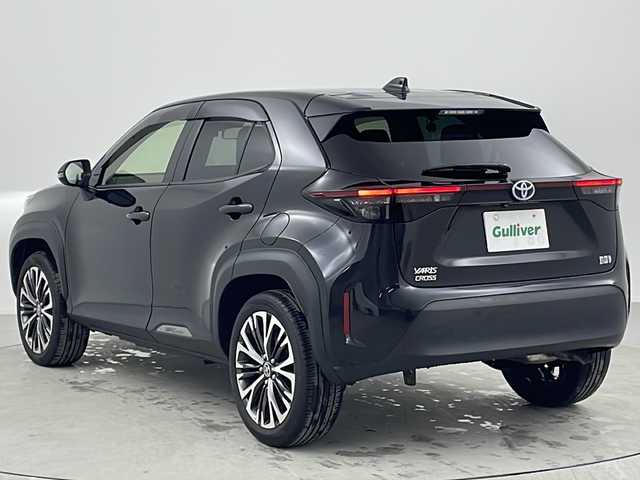 トヨタ ヤリスクロス ハイブリッド Z 熊本県 2021(令3)年 2.8万km ブラックマイカ 純正８型ＤＡナビ　/全方位カメラ　/ビルトインＥＴＣ　/前後ドラレコ　/レーダークルコン　/コーナーセンサー　/衝突被害軽減ブレーキ　/レーンキープ　/ＢＳＭ　/ＰＫＳＢ　/ハーフレザー　/シートヒーター　/パワーバックドア