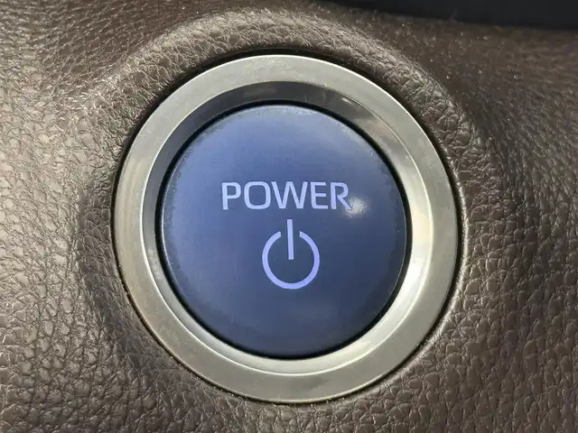 トヨタ ヤリスクロス ハイブリッド Z 福岡県 2021(令3)年 2.8万km ブラックマイカ 純正８型ＤＡナビ　/全方位カメラ　/ビルトインＥＴＣ　/前後ドラレコ　/レーダークルコン　/コーナーセンサー　/衝突被害軽減ブレーキ　/レーンキープ　/ＢＳＭ　/ＰＫＳＢ　/ハーフレザー　/シートヒーター　/パワーバックドア