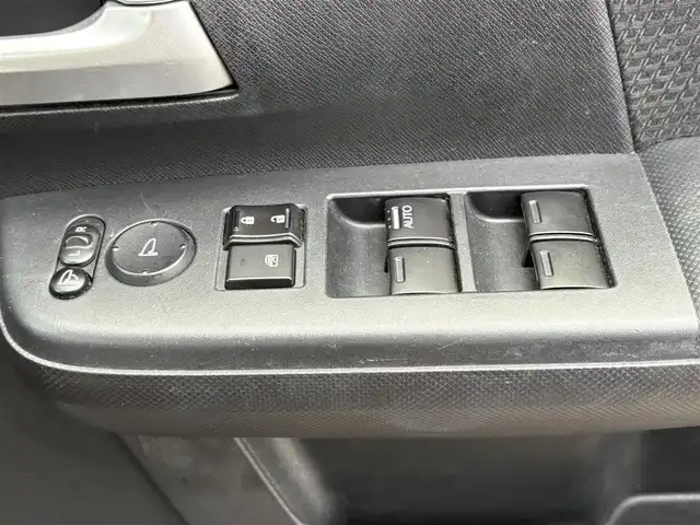 ホンダ ステップワゴン スパーダ Z クールスピリット 大分県 2013(平25)年 6.8万km プレミアムスパークルブラックパール ・8インチGナビ/・フルセグテレビ/・G後席モニター/・両側パワースライド/・パーキングセンサー/・ETC/・ドラレコ前後/・G17AW/・スマートキー