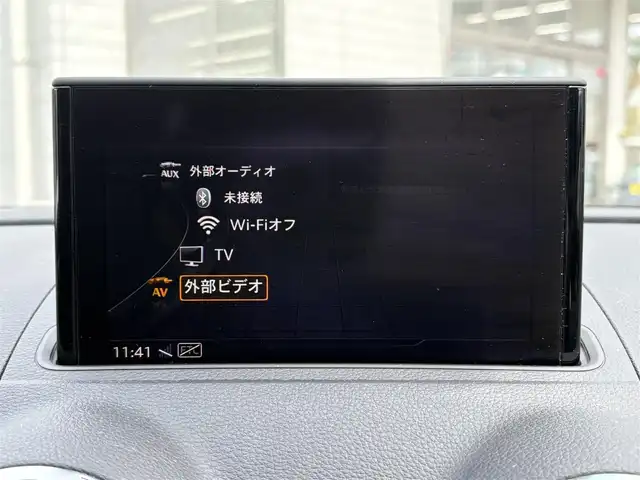 アウディ Ａ３ セダン 30TFSI シグネチャーED 愛知県 2020(令2)年 2.8万km ミトスブラックメタリック ナビプラスパッケージ/アシスタンスパッケージ/純正ナビ/（CD/DVD/USB/BT/AUX）/バックカメラ/衝突軽減ブレーキ/レーダークルーズ/ＬＫＡ/ＢＳＭ/ＬＥＤオートハイビーム/デジタルメーター/ＥＴＣ/電動パーキングブレーキ/スマートキー/プッシュスタート