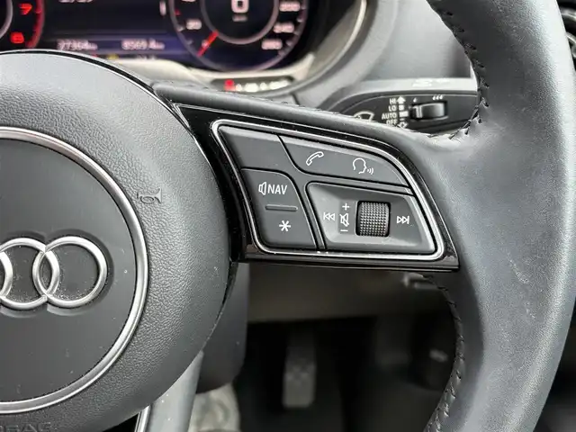 アウディ Ａ３ セダン 30TFSI シグネチャーED 愛知県 2020(令2)年 2.8万km ミトスブラックメタリック ナビプラスパッケージ/アシスタンスパッケージ/純正ナビ/（CD/DVD/USB/BT/AUX）/バックカメラ/衝突軽減ブレーキ/レーダークルーズ/ＬＫＡ/ＢＳＭ/ＬＥＤオートハイビーム/デジタルメーター/ＥＴＣ/電動パーキングブレーキ/スマートキー/プッシュスタート