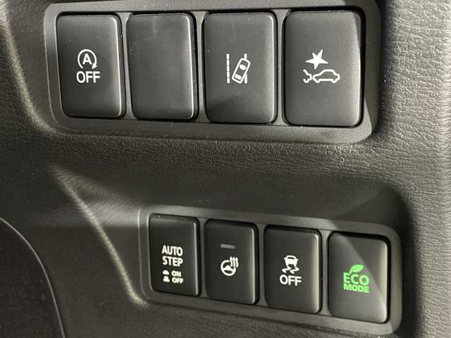三菱 デリカＤ：５ P 福岡県 2021(令3)年 1.9万km ダイヤモンドブラックマイカ アルパイン11インチメモリナビ/フルセグテレビ/アルパインフリップダウンモニター/オートステップ/ドライブレコーダー/HDMI/クルーズコントロール/両側パワースライドドア/パワーバックドア/ETC/ステアリングヒーター/プッシュスタート