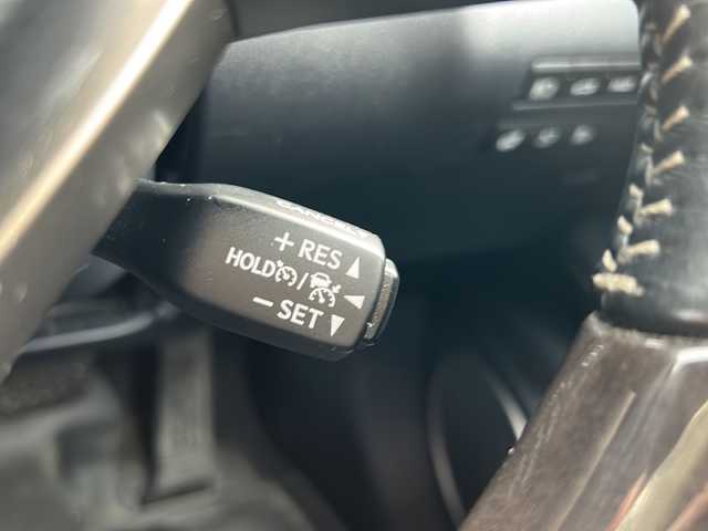 レクサス ＲＸ 450h バージョンL 富山県 2018(平30)年 8.6万km ソニッククォーツ 4WD/ムーンルーフ/純正12.3型ナビ/フルセグTV/バックモニター/ビルトインETC2.0/レーダークルーズコントロール/クリアランスソナー/セーフティシステムプラス/・プリクラッシュセーフティシステム/・レーンキーピングアシスト/・オートマチックハイビーム/後方車両検知/ブラインドスポットモニター/3眼LEDヘッドランプ/本木製/革巻きコンビステアリング/セミアニリン革シート/前席パワーシート/前席シートヒーター/エアシート/純正20インチアルミホイール/スマートエントリー/スタートシステム/禁煙車