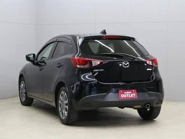 マツダ デミオ XD ツーリング Lパッケージ 三重県 2018(平30)年 3.8万km ジェットブラックマイカ 前進時アドバンストスマートシティブレーキサポート/後退時スマートシティブレーキサポート/アイドリングストップ/マツダコネクト/・7インチWVGAセンターディスプレイ/・地デジTV/・Bluetooth/360度ビューモニター/リアクロストラフィックアラート/レーダークルーズコントロール/車線逸脱警報システム/ブラインドスポットモニター/ヘッドアップディスプレイ/COOAUドライブレコーダー/前席シートヒーター/ビルトインETC/純正16インチグレーメタリック塗装アルミホイール/シグネチャーランプ付LEDヘッドランプ/・オートライト/ハイビームコントロールシステム/LEDフロントフォグランプ/プッシュエンジンスタート/アドバンストキーレスエントリーシステム/新車時保証書/取扱説明書
