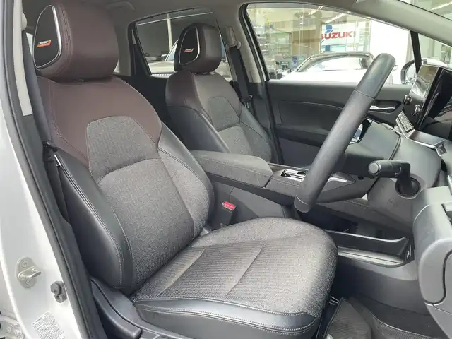 日産 オーラ G 福岡県 2022(令4)年 3万km ピュアホワイトパール ワンオーナー/純正メーカーナビ/（フルセグTV/Bluetooth/ラジオ）/アラウンドビューモニター/プロパイロット機能/レーダークルーズコントロール/デジタルコックピット/BOSEプレミアムサウンド/(ヘッドレストスピーカー）/置くだけ充電/前席シートヒーター/ハーフレザーシート/電動パーキングブレーキ/オートブレーキホールド/ブラインドスポットモニター/ビルトインETC/ドライブレコーダー/ステアリングヒーター/純正フロアマット/スペアキー/取扱説明書/保証書