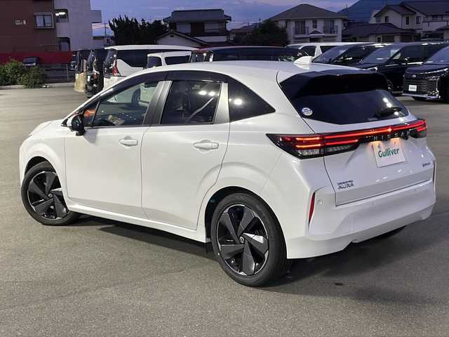 日産 オーラ G 山口県 2022(令4)年 3万km ピュアホワイトパール ワンオーナー/純正メーカーナビ/（フルセグTV/Bluetooth/ラジオ）/アラウンドビューモニター/プロパイロット機能/レーダークルーズコントロール/デジタルコックピット/BOSEプレミアムサウンド/(ヘッドレストスピーカー）/置くだけ充電/前席シートヒーター/ハーフレザーシート/電動パーキングブレーキ/オートブレーキホールド/ブラインドスポットモニター/ビルトインETC/ドライブレコーダー/ステアリングヒーター/純正フロアマット/スペアキー/取扱説明書/保証書