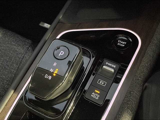 日産 オーラ G 山口県 2022(令4)年 3万km ピュアホワイトパール ワンオーナー/純正メーカーナビ/（フルセグTV/Bluetooth/ラジオ）/アラウンドビューモニター/プロパイロット機能/レーダークルーズコントロール/デジタルコックピット/BOSEプレミアムサウンド/(ヘッドレストスピーカー）/置くだけ充電/前席シートヒーター/ハーフレザーシート/電動パーキングブレーキ/オートブレーキホールド/ブラインドスポットモニター/ビルトインETC/ドライブレコーダー/ステアリングヒーター/純正フロアマット/スペアキー/取扱説明書/保証書