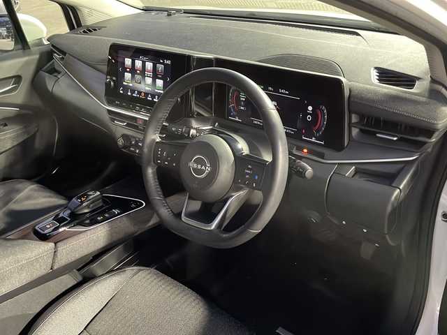 日産 オーラ G 山口県 2022(令4)年 3万km ピュアホワイトパール ワンオーナー/純正メーカーナビ/（フルセグTV/Bluetooth/ラジオ）/アラウンドビューモニター/プロパイロット機能/レーダークルーズコントロール/デジタルコックピット/BOSEプレミアムサウンド/(ヘッドレストスピーカー）/置くだけ充電/前席シートヒーター/ハーフレザーシート/電動パーキングブレーキ/オートブレーキホールド/ブラインドスポットモニター/ビルトインETC/ドライブレコーダー/ステアリングヒーター/純正フロアマット/スペアキー/取扱説明書/保証書