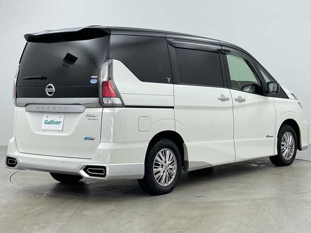 日産 セレナ ライダー 道央・札幌 2017(平29)年 7万km ブリリアントホワイトパール 2トーン ・4WD/・寒冷地仕様/・純正ナビ&CD&DVD&BT&SD&USB&TV/・純正フリップダウンモニター/・インテリジェントアラウンドビューモニター/・バック/サイド/フロントカメラ/・両側パワースライドドア/・ハンズフリーオートスライドドア/・プロパイロット/・パーキングアシスト/・インテリジェントエマージェンシーブレーキ/・純正ドライブレコーダー/・純正デジタルインナーミラー/・前席シートヒーター/・電動格納ミラー/・ドアミラーヒーター/・LEDヘッドライト/・フォグランプ/・オートライト/・スマートキー/・保証書/・取扱説明書