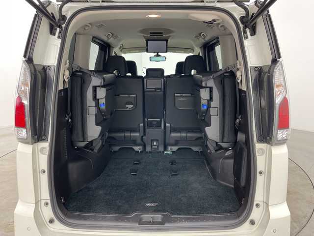 日産 セレナ ライダー 道央・札幌 2017(平29)年 7万km ブリリアントホワイトパール 2トーン ・4WD/・寒冷地仕様/・純正ナビ&CD&DVD&BT&SD&USB&TV/・純正フリップダウンモニター/・インテリジェントアラウンドビューモニター/・バック/サイド/フロントカメラ/・両側パワースライドドア/・ハンズフリーオートスライドドア/・プロパイロット/・パーキングアシスト/・インテリジェントエマージェンシーブレーキ/・純正ドライブレコーダー/・純正デジタルインナーミラー/・前席シートヒーター/・電動格納ミラー/・ドアミラーヒーター/・LEDヘッドライト/・フォグランプ/・オートライト/・スマートキー/・保証書/・取扱説明書