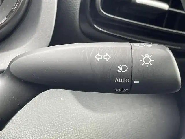 トヨタ ヤリス ハイブリッド Z 島根県 2021(令3)年 4.7万km ホワイトパールクリスタルシャイン 登録時走行距離47064km/純正ナビ/バックカメラ/プリクラッシュセーフティシステム/レーダークルーズコントロール/レーンキープアシススト/クリアランスソナー/パーキングサポートブレーキ/LEDヘッドライト/オートライト/オートハイビーム/前席シートヒーター/プッシュスタート/ビルトインETC