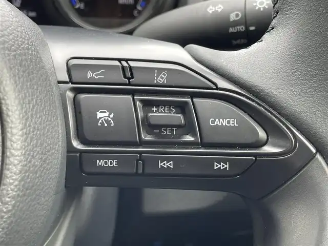 トヨタ ヤリス ハイブリッド Z 島根県 2021(令3)年 4.7万km ホワイトパールクリスタルシャイン 登録時走行距離47064km/純正ナビ/バックカメラ/プリクラッシュセーフティシステム/レーダークルーズコントロール/レーンキープアシススト/クリアランスソナー/パーキングサポートブレーキ/LEDヘッドライト/オートライト/オートハイビーム/前席シートヒーター/プッシュスタート/ビルトインETC