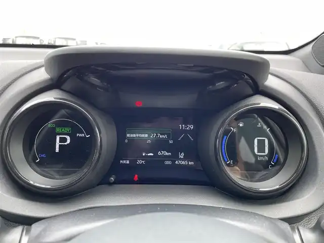 トヨタ ヤリス ハイブリッド Z 島根県 2021(令3)年 4.7万km ホワイトパールクリスタルシャイン 登録時走行距離47064km/純正ナビ/バックカメラ/プリクラッシュセーフティシステム/レーダークルーズコントロール/レーンキープアシススト/クリアランスソナー/パーキングサポートブレーキ/LEDヘッドライト/オートライト/オートハイビーム/前席シートヒーター/プッシュスタート/ビルトインETC