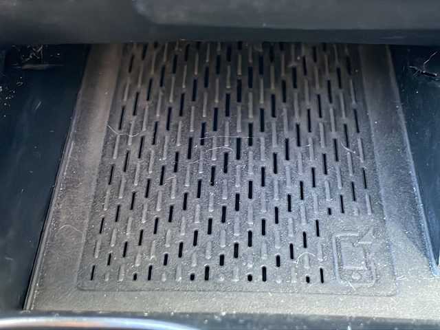 メルセデス・ベンツ ＧＬＣ２２０ d 4マチック AMGライン 富山県 2019(令1)年 4.4万km オブシディアンブラック 外部検査実施済み/サンルーフ/R2.3.4.5.6年ヤナセ記録簿有/ターボ、４WD/Apple car play/純正メモリナビ/(フルセグTV/Bluetooth/USB)/全周囲カメラ/ビルトインETC2.0/前方ドライブレコーダー/ハーフレザーシート/前席パワーシート/全席シートヒーター/置くだけ充電/パワーバックドア/横滑り防止層機能/レーンアシスト/衝突軽減ブレーキ/ブラインドスポットモニター/純正19インチアルミホイール/スマートキー/LEDヘッドライト/パドルシフト/カーテンエアバック/レーダークルーズコントロール