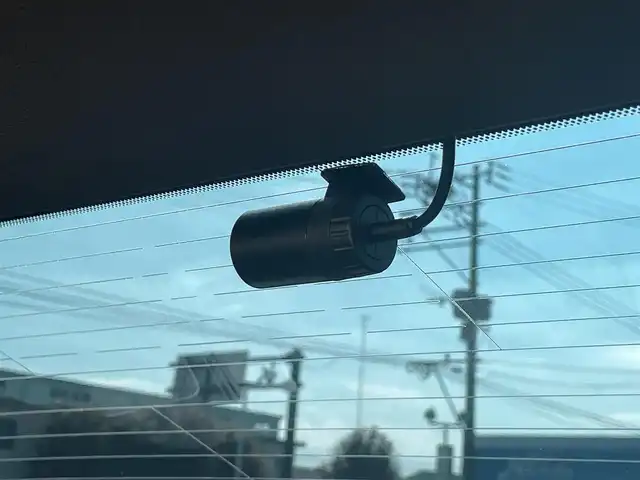 レクサス ＩＳ 350 Fスポーツ モードブラック 宮崎県 2020(令2)年 8万km グラファイトブラックガラスフレーク TRDエアロ/フロント　サイド　リアディフューザー/TRDマフラー/純正SDナビ/・Bluetooth CD DVD/・TV フルセグ/・バックカメラ/マークレビンソンプレミアムサウンド/レザーシート/シートヒーター/エアシート/パワーシート/メモリーシート/ブラインドスポットモニター/追従式クルーズコントロール/パドルシフト/ETC2.0/ドライブレコーダー/コーナーセンサー/オートライト/LEDヘッドライト