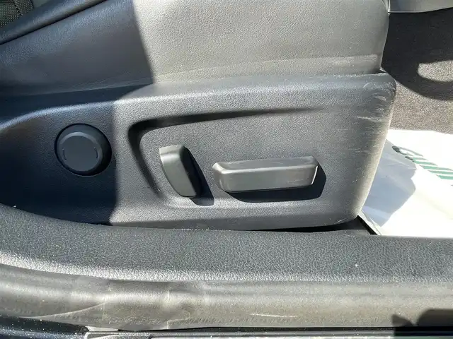 レクサス ＩＳ 350 Fスポーツ モードブラック 宮崎県 2020(令2)年 8万km グラファイトブラックガラスフレーク TRDエアロ/フロント　サイド　リアディフューザー/TRDマフラー/純正SDナビ/・Bluetooth CD DVD/・TV フルセグ/・バックカメラ/マークレビンソンプレミアムサウンド/レザーシート/シートヒーター/エアシート/パワーシート/メモリーシート/ブラインドスポットモニター/追従式クルーズコントロール/パドルシフト/ETC2.0/ドライブレコーダー/コーナーセンサー/オートライト/LEDヘッドライト