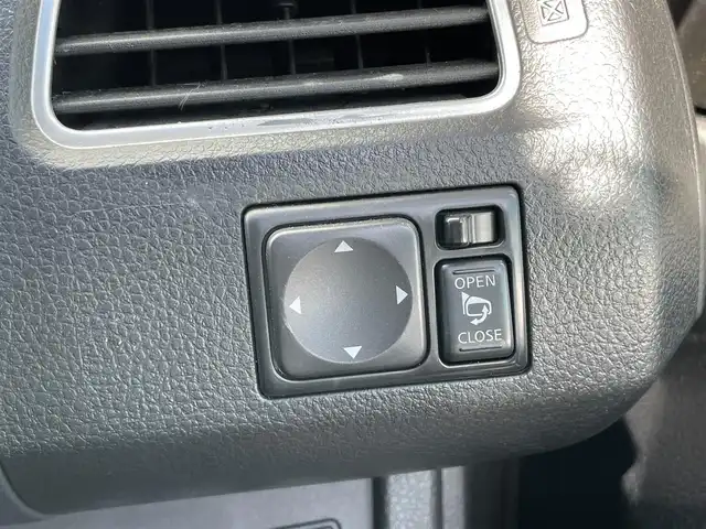 日産 セレナ HWS S HV Vエアロ+Sefty 千葉県 2015(平27)年 7.9万km インペリアルアンバーP 衝突軽減ブレーキ/レーンキープアシスト/純正フリップダウンモニター/純正8インチナビ(MM514D-L)/・フルセグ/BT/DVD/CD/USB/クルーズコントロール/ETC/両側パワースライドドア/LEDヘッドライト/オートライト/フォグライト/アイドリングストップ/社外15インチAW