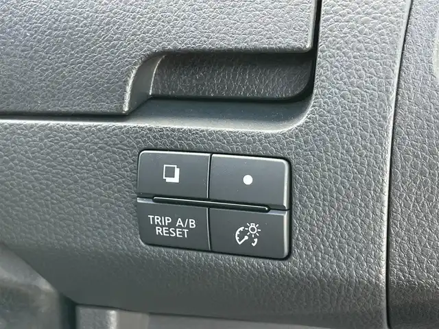 日産 セレナ HWS S HV Vエアロ+Sefty 千葉県 2015(平27)年 7.9万km インペリアルアンバーP 衝突軽減ブレーキ/レーンキープアシスト/純正フリップダウンモニター/純正8インチナビ(MM514D-L)/・フルセグ/BT/DVD/CD/USB/クルーズコントロール/ETC/両側パワースライドドア/LEDヘッドライト/オートライト/フォグライト/アイドリングストップ/社外15インチAW