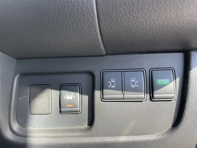 日産 セレナ HWS S HV Vエアロ+Sefty 千葉県 2015(平27)年 7.9万km インペリアルアンバーP 衝突軽減ブレーキ/レーンキープアシスト/純正フリップダウンモニター/純正8インチナビ(MM514D-L)/・フルセグ/BT/DVD/CD/USB/クルーズコントロール/ETC/両側パワースライドドア/LEDヘッドライト/オートライト/フォグライト/アイドリングストップ/社外15インチAW