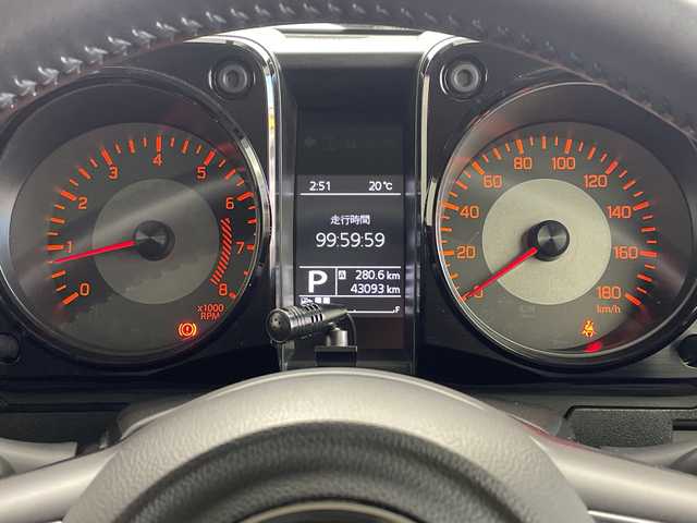 スズキ ジムニー シエラ JC 愛知県 2020(令2)年 4.3万km シフォンアイボリーメタリックブラック2トーンルーフ 社外8インチナビ/・フルセグ/・Bluetooth/・SD音楽録音/・UCB入力端子/デュアルセンサーブレーキサポート/誤発進抑制機能/車線逸脱警報機能/ふらつき警報機能/ハイビームアシスト/先行車発進お知らせ機能/標識認識機能/ダウンヒルアシストコントロール/フォグランプ/背面タイヤ/ヘッドライトウウォッシャー/ドアミラーヒーター/ステアリングスイッチ