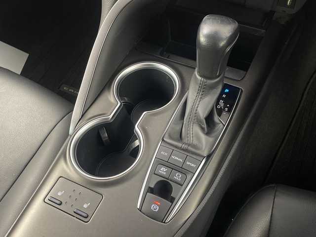 トヨタ カムリ WS 埼玉県 2023(令5)年 4.7万km プラチナホワイトパールマイカ トヨタセーフティセンス/JBLプレミアムサウンド/GRフルエアロ/GRマフラー/TEIN車高調/純正ディスプレイオーディオ/バックカメラ/前後ドライブレコーダー/ビルトインETC/ハーフレザーシート/前席シートヒーター/プッシュスタート/スマートキー/純正１８インチアルミホイール