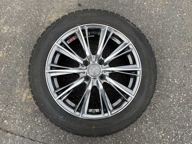 トヨタ アクア X－URBAN 道東・釧路十勝 2015(平27)年 2.4万km ライムホワイトパールクリスタルシャイン アルパイン製SDナビ/・フルセグ/CD/DVD/BT/SD/ラジオ/バックカメラ/ドライブレコーダー/プッシュスタート/スマートキー/寒冷地仕様/ワイパーデアイサー/ハーフレザーシート/純正15インチアルミホイール/スタッドレスアルミ積込/ETC/フロアマット/ドアバイザー