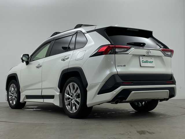 トヨタ ＲＡＶ４ G Zパッケージ 鹿児島県 2020(令2)年 6.3万km ホワイトパールクリスタルシャイン 純正9インチSDナビ【NSZT-Y68T】 /フルセグテレビ/CD/DVD/SD/FM/AM/Bluetooth/運転席メモリーパワーシート/パワーバックドア/電動パーキングブレーキ/オートホールド/D/Nシートヒーター/トヨタセーフティセンス/TRDフルエアロ/ブラインドスポットモニター/ステアスイッチ/テレビキャンセラー/前後コーナーセンサー/デジタルインナーミラー/スペアキー/オートハイビーム/フロアマット/ドアバイザー/デジタルインナーミラー/スペアキー/オートハイビーム/フロアマット/ドアバイザー/ドライブレコーダー