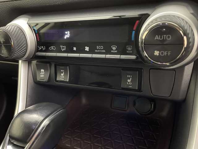 トヨタ ＲＡＶ４ G Zパッケージ 鹿児島県 2020(令2)年 6.3万km ホワイトパールクリスタルシャイン 純正9インチSDナビ【NSZT-Y68T】 /フルセグテレビ/CD/DVD/SD/FM/AM/Bluetooth/運転席メモリーパワーシート/パワーバックドア/電動パーキングブレーキ/オートホールド/D/Nシートヒーター/トヨタセーフティセンス/TRDフルエアロ/ブラインドスポットモニター/ステアスイッチ/テレビキャンセラー/前後コーナーセンサー/デジタルインナーミラー/スペアキー/オートハイビーム/フロアマット/ドアバイザー/デジタルインナーミラー/スペアキー/オートハイビーム/フロアマット/ドアバイザー/ドライブレコーダー