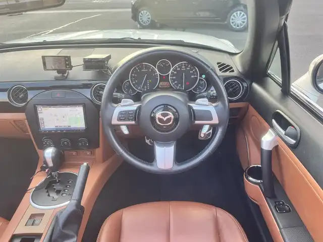 マツダ ロードスター VS 島根県 2006(平18)年 5.8万km マーブルホワイト 社外ストラーダナビ/フルセグTV/Bluetooth/ハードトップ/パドルシフト/タンレザーシート/前席シートヒーター/スマートキー/純正16インチアルミホイール/純正フロアマット