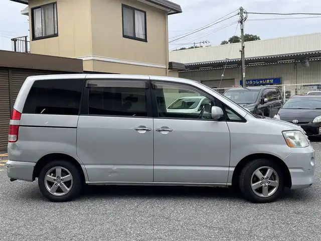 車両画像11