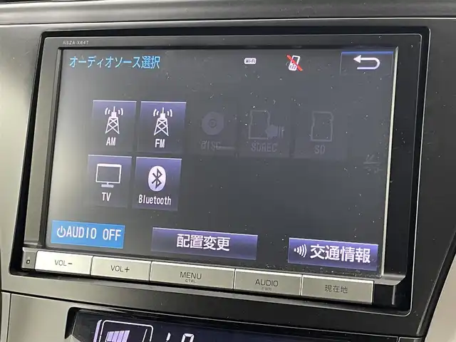 トヨタ プリウス α S ツーリングセレクション 福岡県 2014(平26)年 6.9万km シルバーM 純正８型ナビ（ＢＴ，フルセグＴＶ）　/バックカメラ　/ビルトインＥＴＣ　/３６０°ドライブレコーダー　/純正コーナーセンサー（ボイスタイプ）　/アイドリングストップ　/純正フロアマット　/純正１７インチＡＷ　/ＬＥＤ