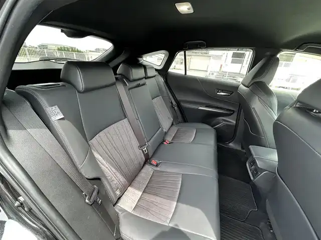 トヨタ ハリアー ハイブリッド G 東京都 2021(令3)年 4.1万km プレシャスブラックパール 純正ナビ/フルセグTV/プッシュスタート/トヨタセーフティセンス/バックカメラ/電動パーキングブレーキ/D席パワーシート/デジタルインナーミラー/ハーフレザー/電動リアゲート/ETC/ステアリングスイッチ/純正18インチホイール