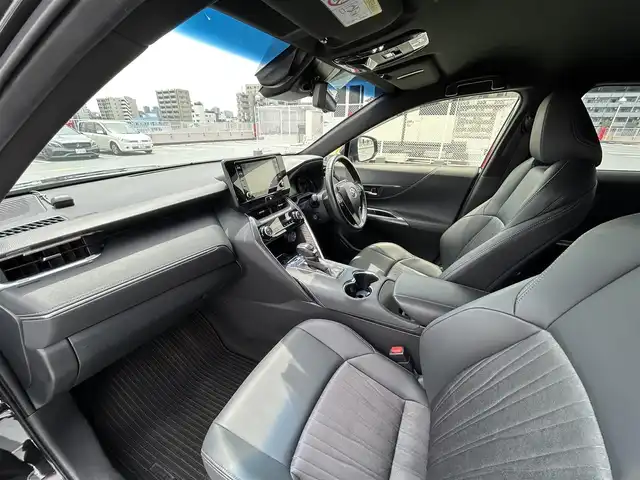 トヨタ ハリアー ハイブリッド G 東京都 2021(令3)年 4.1万km プレシャスブラックパール 純正ナビ/フルセグTV/プッシュスタート/トヨタセーフティセンス/バックカメラ/電動パーキングブレーキ/D席パワーシート/デジタルインナーミラー/ハーフレザー/電動リアゲート/ETC/ステアリングスイッチ/純正18インチホイール