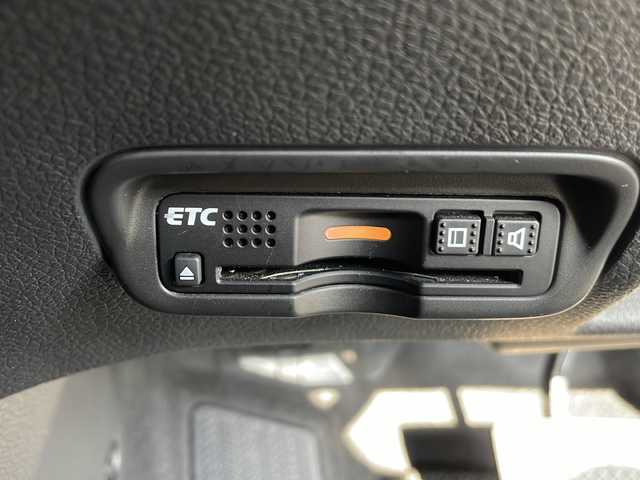 ホンダ ヴェゼル ハイブリッド Z ホンダセンシング 愛知県 2017(平29)年 4.6万km ホワイトオーキッドパール 衝突軽減システム/純正8型ナビ/クルーズコントロール/シートヒーター/フルセグ/CD DVD/Bluetooth/バックカメラ/純正アルミホイール/LEDヘッドライト/パドルシフト/オートライト/ドライブレコーダー/ETC/ステアリングスイッチ/スマートキー/プッシュスタート
