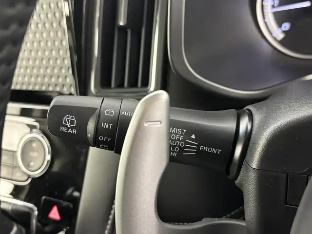 三菱 デリカＤ：５ シャモニー 埼玉県 2025(令7)年 0.1万km未満 紺Ⅱ CHAMONIX (7人)　4WD　e-Assist/オリジナルナビ取付パッケージ＋リアモニター取パッケージ(25300)/ステップレス　（7人）/ステアリングヒーター/シートヒーター/パドルシフト/ステアリングリモコン/レーダークルーズコントロール/BMS/電動格納ウィンカーミラー/両側パワースライドドア/純正１８インチアルミホイール/純正LEDヘッドライト