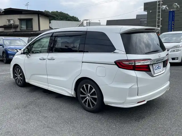 ホンダ オデッセイ アブソルート EX 山形県 2013(平25)年 11.9万km ホワイトオーキッドパール (株)IDOMが運営する【じしゃロン山形店】の自社ローン専用車両になります。/こちらは現金またはオートローンご利用時の価格です。/自社ローンご希望の方は別途その旨お申付け下さい。/メモリナビ/クルーズコントロール/ビルトインETC/D/N席シートヒーター/両側パワースライドドア/フリップダウンモニター/バックカメラ/アイドリングストップ/オットマン