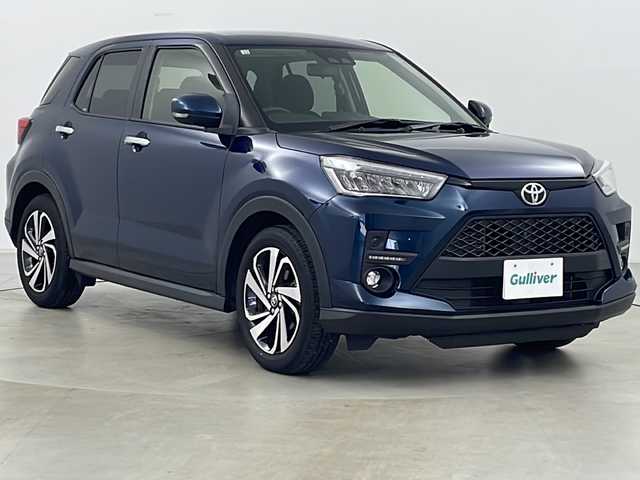 トヨタ ライズ Z 道央・札幌 2020(令2)年 2.4万km レーザーブルークリスタルシャイン ・ワンオーナー/・寒冷地仕様/・純正ナビ&CD&AUX&BT&SD/・パノラミックビューモニター/・バック/サイド/フロントカメラ/・アダプティブクルーズコントロール/・レーンキープコントロール/・プリクラッシュセーフティ/・コーナーセンサー/・VSC/・アイドリングストップ/・ステアリングスイッチ/・前席シートヒーター/・ビルトインETC/・純正フロアマット/・プッシュスタート/・電動格納ミラー/・LEDヘッドライト/・フォグランプ/・オートライト/・スマートキー/・スペアキー/・保証書/・取扱説明書/・社外AW夏タイヤ積込