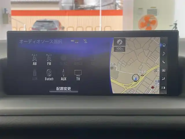 レクサス ＣＴ 200h Fスポーツ 大阪府 2017(平29)年 5.2万km ホワイトノーヴァガラスフレーク Lexus Safety System+/・プリクラッシュセーフティ/・レーントレーシングアシスト/・レーンディパーチャーアラート/・ロードサインアシスト/・レーダークルーズコントロール/・先行車発進告知/Fスポハンドル/純正SDナビ/Bluetooth/純正ETC2.0/フルセグテレビ/バックカメラ/パワーシート/リバースレーダー/パドルシフト/アイドリングストップ/ウィンカーミラー/プッシュスタート/純正アルミホイール/純正フロアマット
