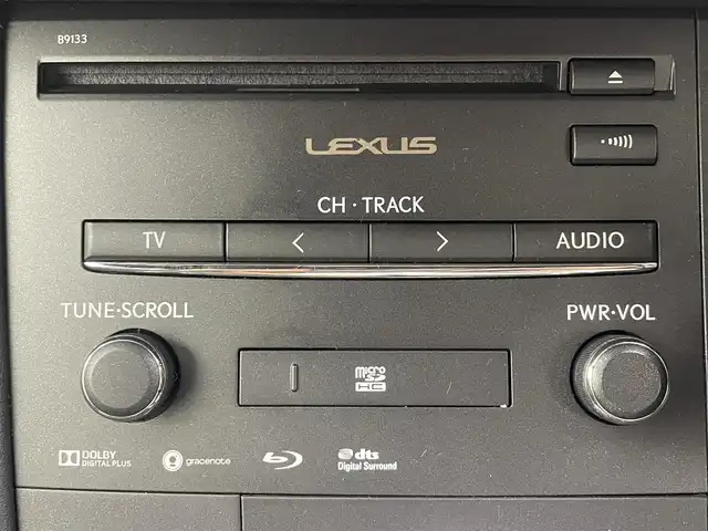 レクサス ＣＴ 200h Fスポーツ 大阪府 2017(平29)年 5.2万km ホワイトノーヴァガラスフレーク Lexus Safety System+/・プリクラッシュセーフティ/・レーントレーシングアシスト/・レーンディパーチャーアラート/・ロードサインアシスト/・レーダークルーズコントロール/・先行車発進告知/Fスポハンドル/純正SDナビ/Bluetooth/純正ETC2.0/フルセグテレビ/バックカメラ/パワーシート/リバースレーダー/パドルシフト/アイドリングストップ/ウィンカーミラー/プッシュスタート/純正アルミホイール/純正フロアマット