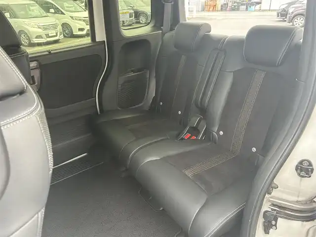 ホンダ Ｎ ＢＯＸ G L ターボ ホンダセンシング 鳥取県 2019(平31)年 3.4万km パールⅡ ホンダセンシング /純正8型ナビ【VXM-175VFEi】/・フルセグ/・Bluetooth/・CD/DVD/バックカメラ/スマートキー/プッシュスタート/ターボ/レーダークルーズ コントロール/ビルトインETC/両側電動スライドドア/純正15AW/ABS/横滑り防止装置/レーンキープアシスト/オートライト/LEDヘッドライト/W&サイドエアバック/カーテンエアバック