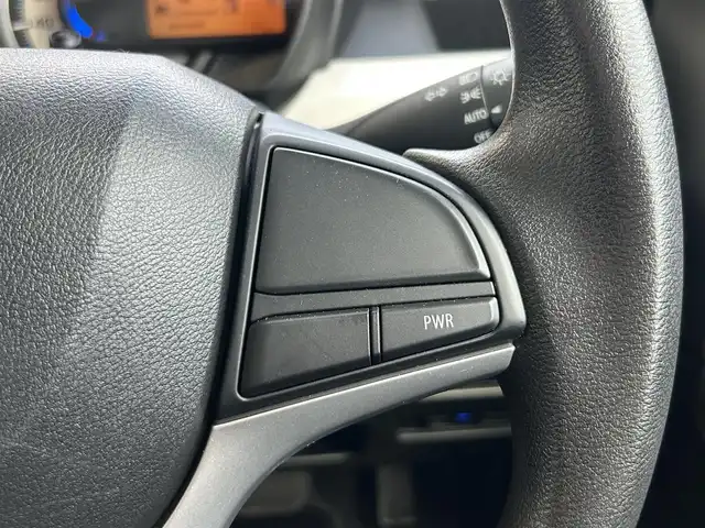 スズキ スペーシア HYBRID X 静岡県 2018(平30)年 3.3万km ピュアホワイトP ケンウッド７型メモリナビ/フルセグＴＶ/ＤＶＤ再生/ＢＴオーディオ/ビルトインETC/ドラレコ/両側電動スライドドア/フルオートエアコン/後席エアコン/シートヒーター/オートライト/スペアキー/純正フロアマット/アイドリングストップ