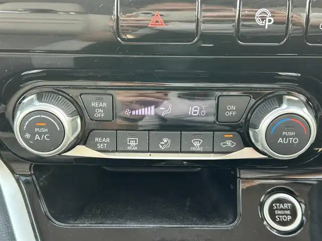 日産 セレナ ハイウェイスター Vセレクション 滋賀県 2017(平29)年 4.8万km マルーンレッド 2トーン 純正9インチナビ/(CD/DVD)/フリップダウンモニター/デジタルインナーミラー/プロパイロット/・インテリジェントクルーズコントロール/・レーンキープアシスト/アラウンドビューモニター/衝突軽減ブレーキ/両側電動スライドドア/パーキングアシスト/ドライブレコーダー/電動パーキング/ブレーキホールド/LEDオートライト/ビルトインETC