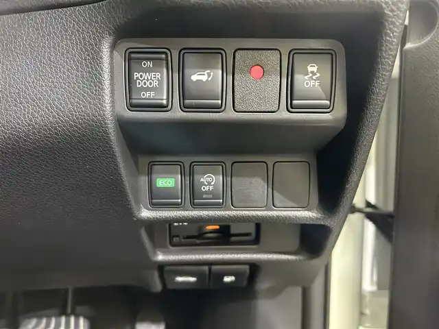 日産 エクストレイル 愛媛県 2018(平30)年 6.6万km ブリリアントホワイトパール ・９型ナビ/・（フルセグＴＶ・ＢＴ・ＣＤ・ＤＶＤ・ＦＭ・ＡＭ・ＳＤ・ＵＳＢ・ＡＵＸ）/・全方位カメラ　/・前方ドラレコ　/・ＥＴＣ　/・デジタルインナーミラー　/・プロパイロット　/・レーダークルーズコントロール/・レーンキープアシスト/・パワーバックドア