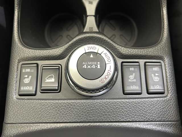 日産 エクストレイル 愛媛県 2018(平30)年 6.6万km ブリリアントホワイトパール ・９型ナビ/・（フルセグＴＶ・ＢＴ・ＣＤ・ＤＶＤ・ＦＭ・ＡＭ・ＳＤ・ＵＳＢ・ＡＵＸ）/・全方位カメラ　/・前方ドラレコ　/・ＥＴＣ　/・デジタルインナーミラー　/・プロパイロット　/・レーダークルーズコントロール/・レーンキープアシスト/・パワーバックドア