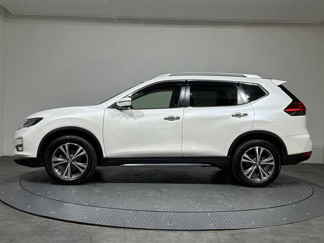 日産 エクストレイル 愛媛県 2018(平30)年 6.6万km ブリリアントホワイトパール ・９型ナビ/・（フルセグＴＶ・ＢＴ・ＣＤ・ＤＶＤ・ＦＭ・ＡＭ・ＳＤ・ＵＳＢ・ＡＵＸ）/・全方位カメラ　/・前方ドラレコ　/・ＥＴＣ　/・デジタルインナーミラー　/・プロパイロット　/・レーダークルーズコントロール/・レーンキープアシスト/・パワーバックドア