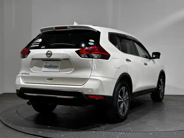 日産 エクストレイル 20Xi 愛媛県 2018(平30)年 6.6万km ブリリアントホワイトパール ・９型ナビ/・（フルセグＴＶ・ＢＴ・ＣＤ・ＤＶＤ・ＦＭ・ＡＭ・ＳＤ・ＵＳＢ・ＡＵＸ）/・全方位カメラ　/・前方ドラレコ　/・ＥＴＣ　/・デジタルインナーミラー　/・プロパイロット　/・レーダークルーズコントロール/・レーンキープアシスト/・パワーバックドア