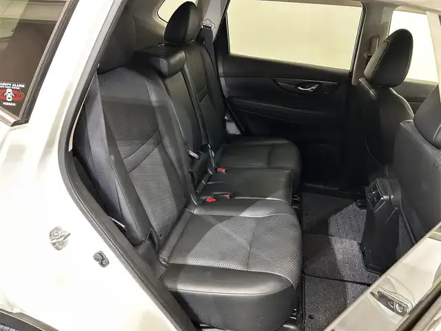 日産 エクストレイル 20Xi 愛媛県 2018(平30)年 6.6万km ブリリアントホワイトパール ・９型ナビ/・（フルセグＴＶ・ＢＴ・ＣＤ・ＤＶＤ・ＦＭ・ＡＭ・ＳＤ・ＵＳＢ・ＡＵＸ）/・全方位カメラ　/・前方ドラレコ　/・ＥＴＣ　/・デジタルインナーミラー　/・プロパイロット　/・レーダークルーズコントロール/・レーンキープアシスト/・パワーバックドア
