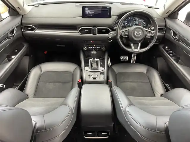 マツダ ＣＸ－５ XD ブラックトーンエディション 滋賀県 2021(令3)年 3.9万km スノーフレイクホワイトパールマイカ 禁煙車/ＢＯＳＥサウンドシステム/純正１０．２５型ナビ/【Bluetooth/フルセグＴＶ/USB】/３６０°ビューモニター/デジタルミラー/ＥＴＣ/パワーリフトゲート/シートヒーター/パワーシート/ハーフレザーシート/ｉ－ＡＣＴＩＶＳＥＮＳＥ/・ アドバンスト・スマート・シティ・ブレーキサポート（前方・歩行者対応）/・ スマート・シティ・ブレーキサポート（後退時）/・ レーンキープアシスト/・ 車線逸脱警報システム/・ アダプティブ・LED・ヘッドライト/・ ブラインド・スポット・モニタリング/・ リアクロストラフィックアラート/・ ドライバー・アテンション・アラート/・ マツダ・レーダー・クルーズ・コントロール/・ 交通標識認識システム/・ 前後パーキングセンサー/オートホールド/スマートキー/アイドリングストップ